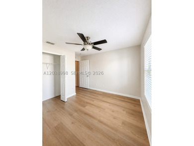 BRIGHT, MODERN & MOVE-IN READY CORNER UNIT IN JAMESON PLACE! - photo 26