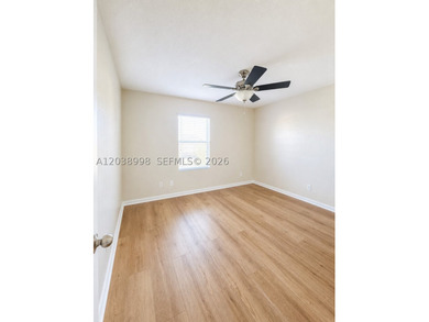BRIGHT, MODERN & MOVE-IN READY CORNER UNIT IN JAMESON PLACE! - photo 30