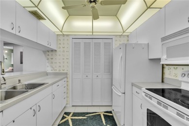Lake Condo For Sale in Vero Beach, Florida