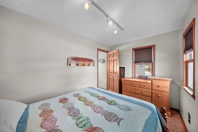 Beautifully remodeled, very good condition, 2 bedroom, 2 bath - photo 22