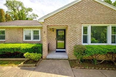 Welcome home to 10 Mascot Drive, a beautifully updated 1 - photo 3