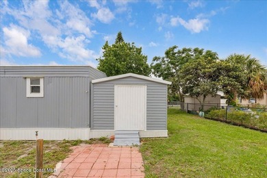 Welcome home to a wonderful 55+ community nestled in NE Palm Bay - photo 31