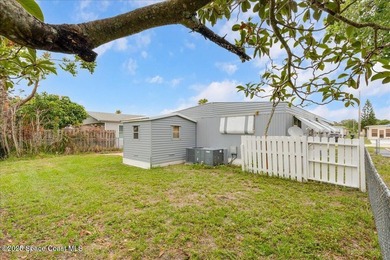 Welcome home to a wonderful 55+ community nestled in NE Palm Bay - photo 34