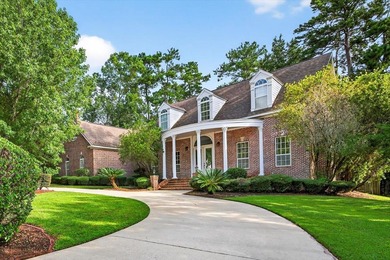 ABSOLUTLY STUNNING AND IMPRESSIVE 5 BEDROOM, 3 FULL BATH, 2 HALF - photo 2