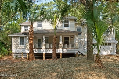 Tucked away on a quiet, wooded lot in Bald Head Island's - photo 1