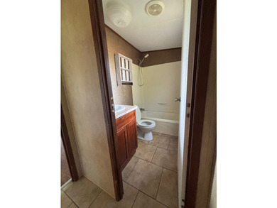 Enjoy the perfect blend of comfort and functionality with this - photo 12