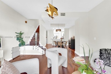 Beautifully remodeled tri-level townhouse featuring stunning - photo 3