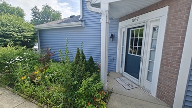 Welcome to this beautifully updated, open-concept 2-story - photo 4