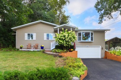 Lake Mary - Kenosha County Home For Sale in Twin Lakes Wisconsin