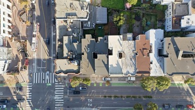 Ideally located near the University of San Francisco and the - photo 49