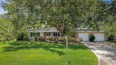 Welcome to a rare opportunity to own an exceptional golf course - photo 1