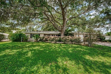 Welcome to a rare opportunity to own an exceptional golf course - photo 2