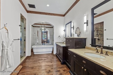 Spectacular Waterfront Condo, 5 bd 5.5 ba, Highly secure bldg - photo 11