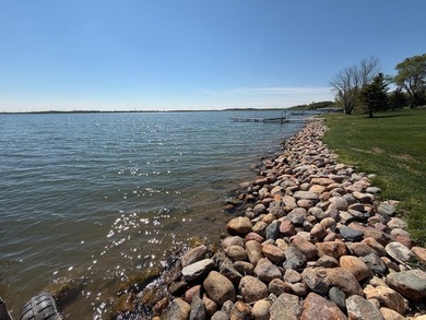 Nestled on the quiet southwest side of Waubay Lake - photo 17