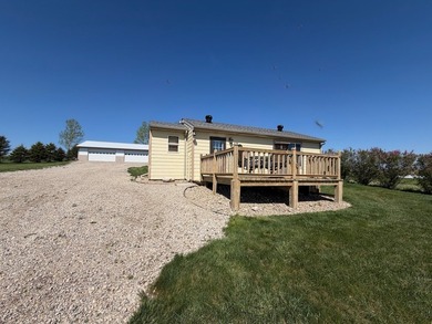 Nestled on the quiet southwest side of Waubay Lake - photo 20