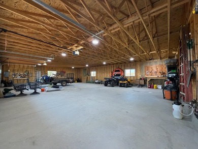 Nestled on the quiet southwest side of Waubay Lake - photo 23