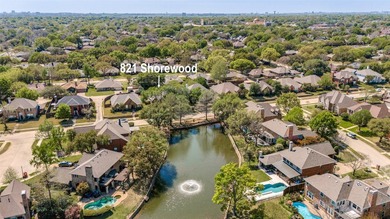 Wonderful single-story home offering tranquil canal views right - photo 27