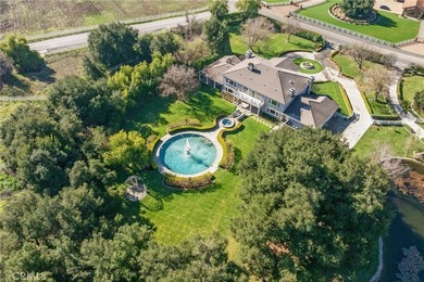 Timeless Luxury in the Heart of La Cresta, this extraordinary - photo 3