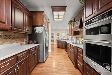 Built with pride, designed to last, and meticulously maintained - photo 11
