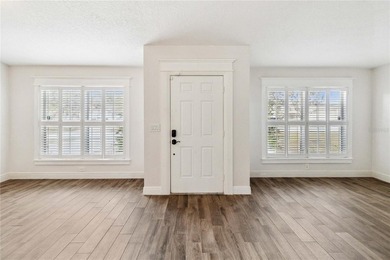 Beautiful 3-bedroom, 2-bathroom pool home with over 2000 square - photo 11