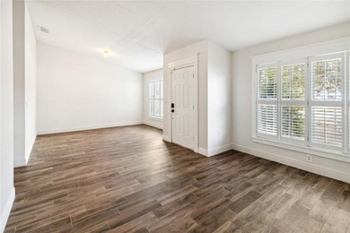 Beautiful 3-bedroom, 2-bathroom pool home with over 2000 square - photo 12