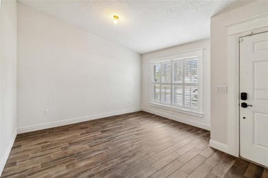 Beautiful 3-bedroom, 2-bathroom pool home with over 2000 square - photo 15