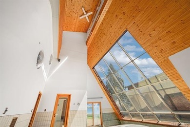 REDUCED AND BACK ON MARKET. 3-story home situated on an island - photo 15