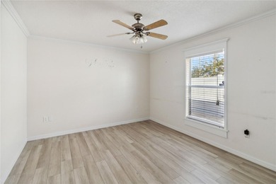 Beautiful 3-bedroom, 2-bathroom pool home with over 2000 square - photo 18