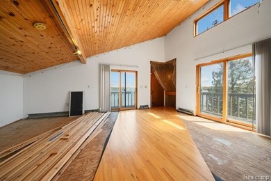 REDUCED AND BACK ON MARKET. 3-story home situated on an island - photo 21