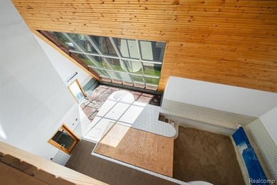REDUCED AND BACK ON MARKET. 3-story home situated on an island - photo 25