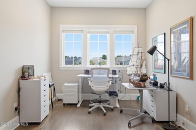 Experience exceptional luxury and timeless craftsmanship in this - photo 46