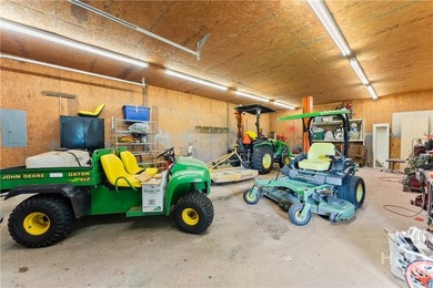 Built with pride, designed to last, and meticulously maintained - photo 47