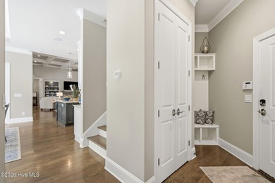Experience exceptional luxury and timeless craftsmanship in this - photo 48