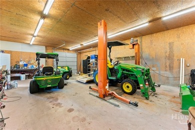 Built with pride, designed to last, and meticulously maintained - photo 48