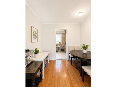Beautiful One-Bedroom Garden-Style Apartment! Located on the - photo 7