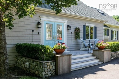 At the private, resort-style estate known as Scallop Bay - photo 11