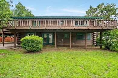 Beautiful 3-bedroom, 2-bath log home offering 1,860 square feet - photo 2