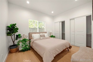 Incredible opportunity to own 2 Homes on One Lot in Santa Ana - photo 13