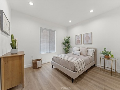 Incredible opportunity to own 2 Homes on One Lot in Santa Ana - photo 29