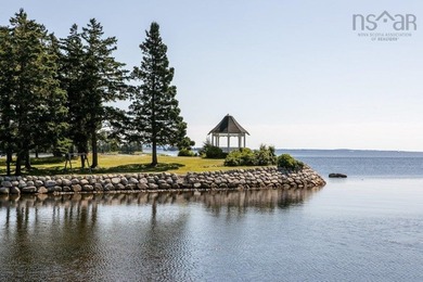 At the private, resort-style estate known as Scallop Bay - photo 49