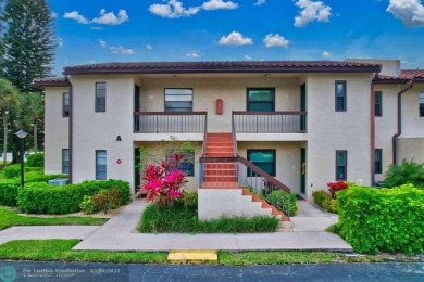 Lake Condo For Sale in Boca Raton, Florida