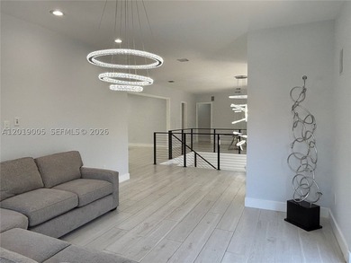 Premier location in the exclusive, guard-gated waterfront Kings - photo 15