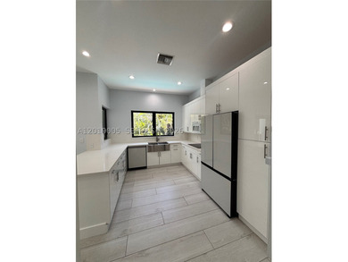 Premier location in the exclusive, guard-gated waterfront Kings - photo 17