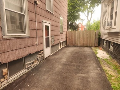 Investor Alert! Great opportunity to add a value-add property to - photo 18