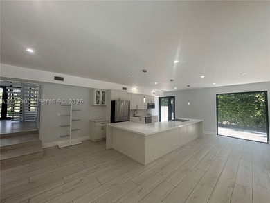 Premier location in the exclusive, guard-gated waterfront Kings - photo 20