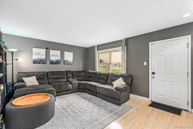 Welcome to Towers at Waters Edge, one of Bayside's most - photo 2