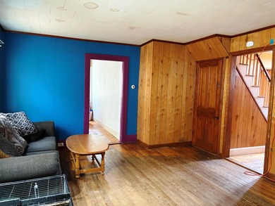 3+ bedroom house on 0.5+/- acres over 2 lots with frontage on - photo 7
