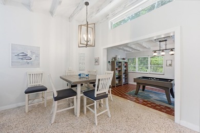 Rare, one-of-a-kind property at the end of a quiet dead-end - photo 13