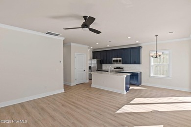 Expected for late August completion, this brand-new 3-bedroom, 2 - photo 2