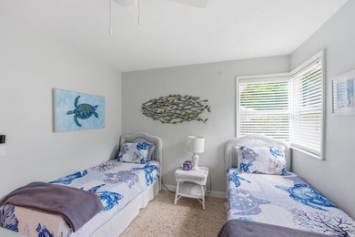 Rare, one-of-a-kind property at the end of a quiet dead-end - photo 23